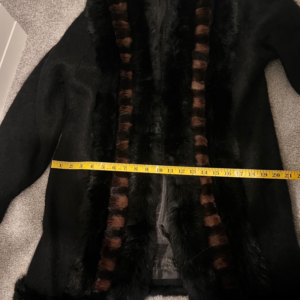 Belldini Vintage Fur Penny Lane style coat, size medium, in black - Picture 5 of 8
